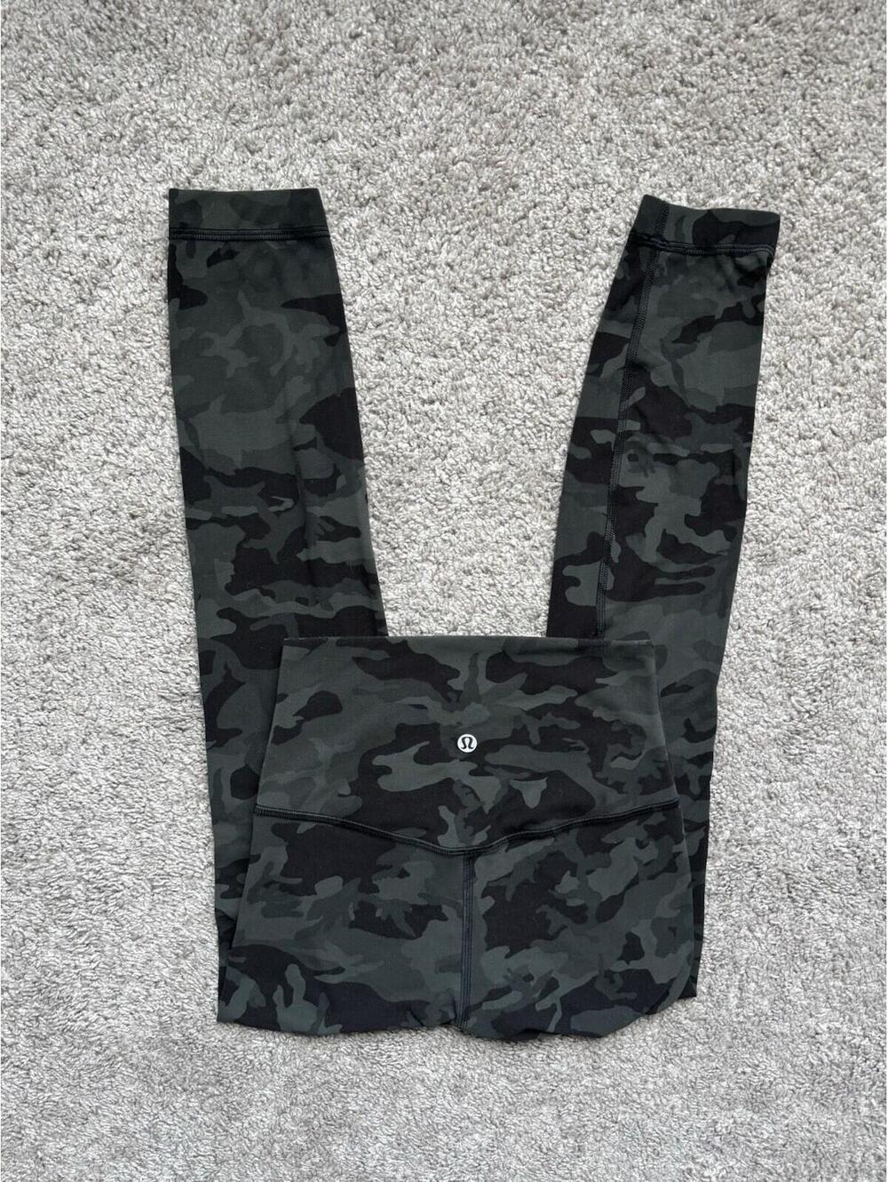 Lululemon Align Pant 25" Women’s Sz 2 Gator Green Camo High Rise Yoga Athletic